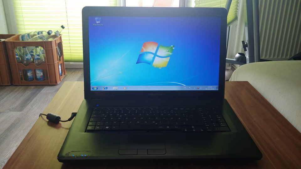 Medion Akoya E7214 MD98410R Notebook Laptop in Richtenberg