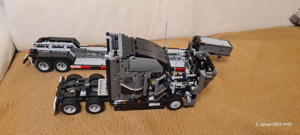 LEGO Technic/Technik Mack Zugmaschine +Tieflader(60) in Leipzig