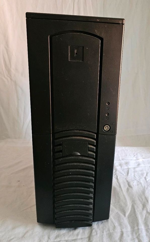 ⏩️ Desktop PC -AS Rock - LG -Chieftec Dragon- 4GB RAM -GeForce ⏪️ in Freden