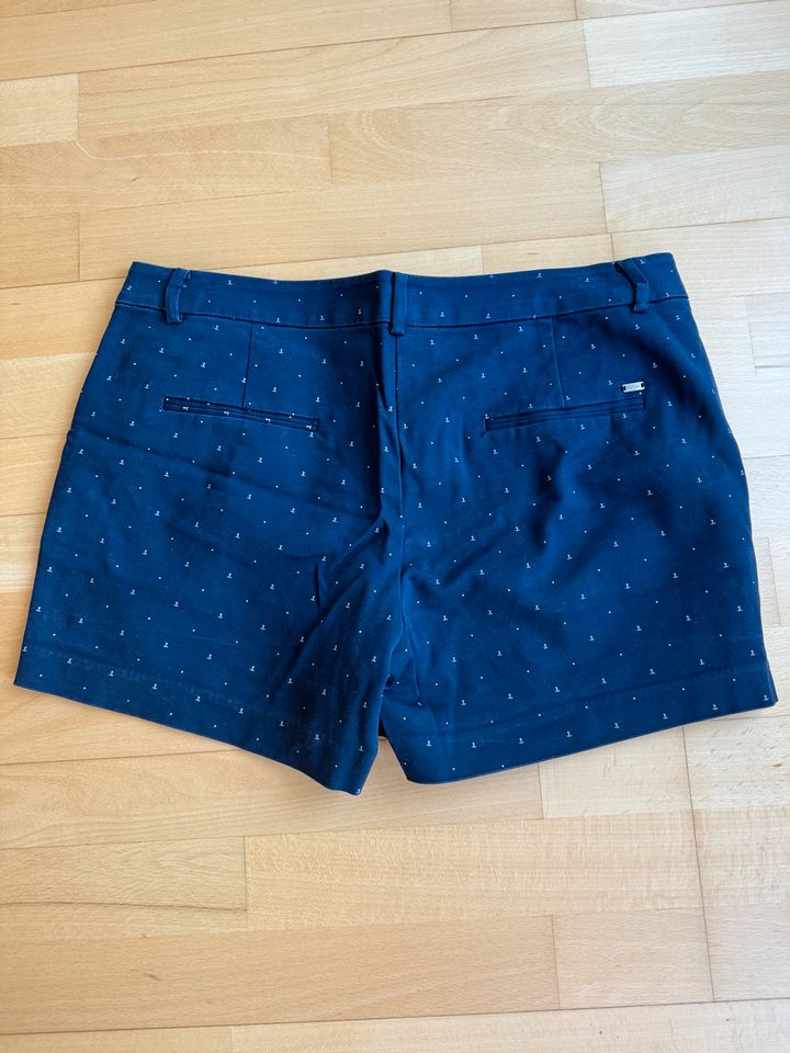 Tommy Hilfiger Damen Shorts, blau, Größe 10 in Baunatal