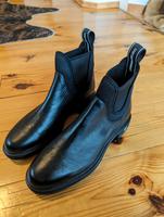 Emporio Armani Damen Stiefel Chelsea Boots Gr. 40 schwarz NEU! Baden-Württemberg - Bodnegg Vorschau