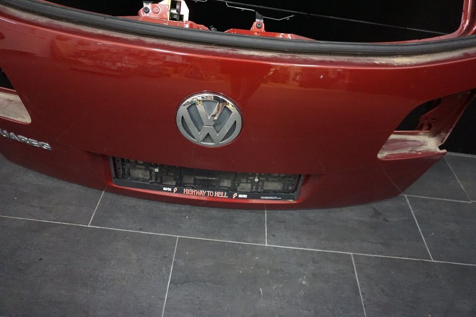 VW Touareg 7L Heckklappe Kofferraumklappe Scheibe 2006 LB3Y Rot in Wurzen