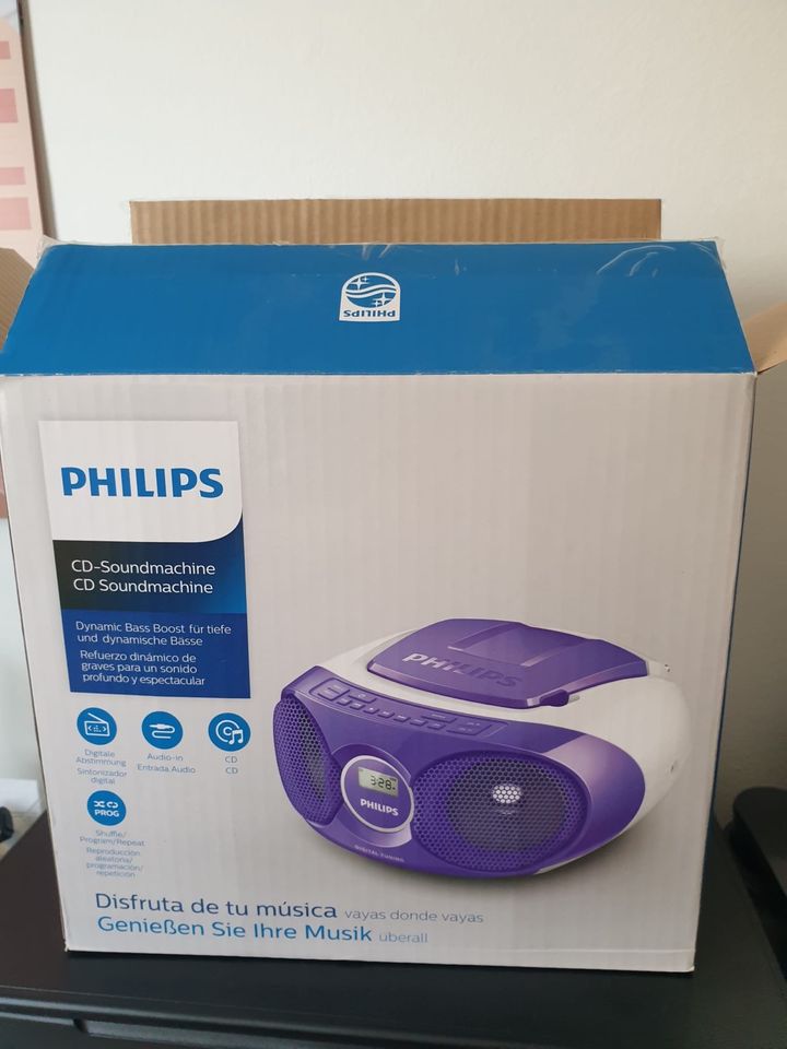 Philips CD-Soundmachine lila in Augsburg