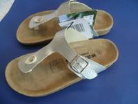 NEU Zehentrenner 38 silber Sandalette Pantolette WALKX Comfort Nordrhein-Westfalen - Gütersloh Vorschau