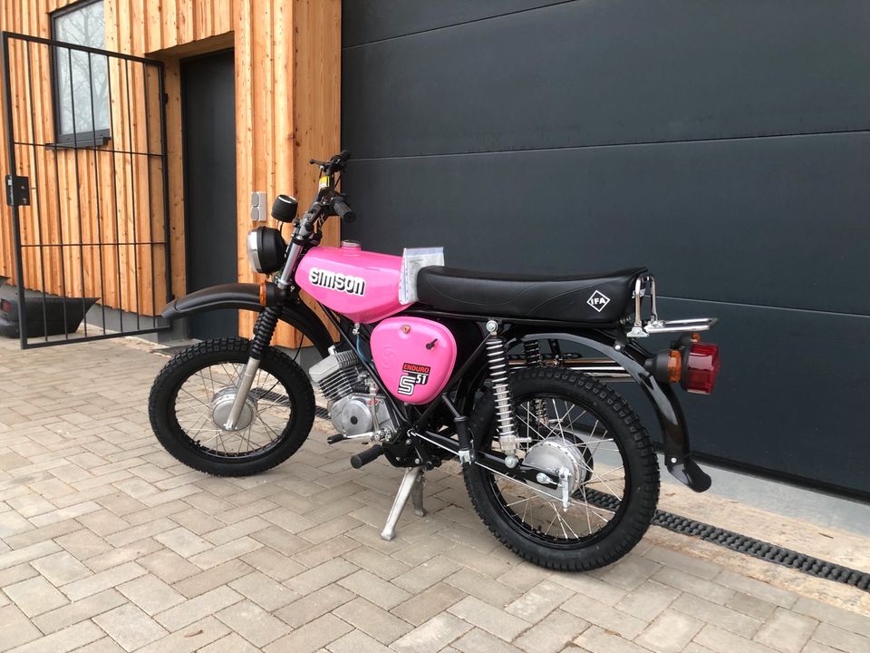 SIMSON S51 ENDURO 4- Gang NEUAUFBAU 12 Volt Vape, 60 km/h Papiere in Crimmitschau