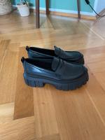 Loafer Bootsschuh Mokassin Schuh schwarz Plateau Gr. 37 Bayern - Traunstein Vorschau