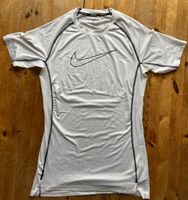 2 Stück Nike DRI-FIT Laufshirts Hessen - Reiskirchen Vorschau