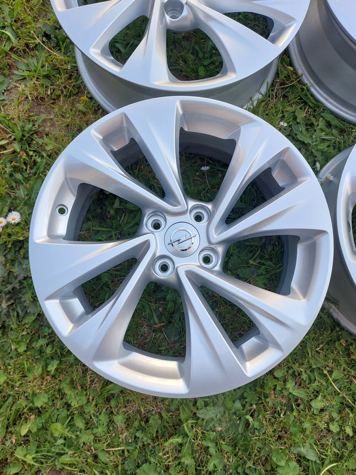 4x Original Opel Crossland X 17" Alufelgen 13475246 4x108 NEU in Leidersbach