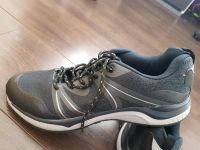 Neu Sportschuhe Herrenschuhe Schuhe Gr.44 Nordrhein-Westfalen - Borchen Vorschau