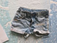 Super coole Jeans Shorts H&M 98 für 4€ Niedersachsen - Braunschweig Vorschau