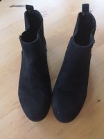 Boots /Stiefel , schwarz, H+M, Gr.36 Sachsen - Lichtenberg Vorschau