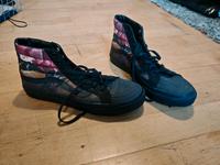 Höhe Vans Schwarz mit Rosen Gr. 40 Bayern - Fürth Vorschau