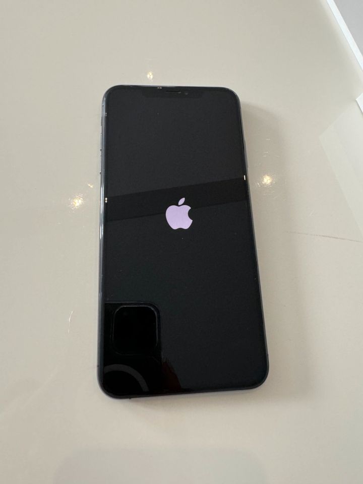 iPhone XS Max 64GB schwarz *wie neu* in Obertraubling