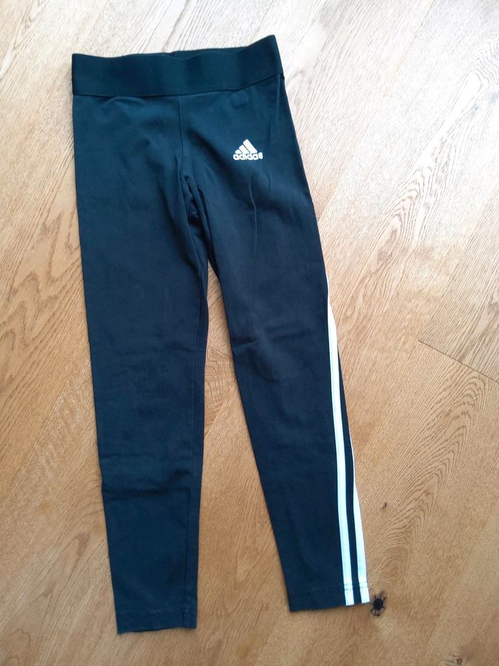 Sport Leggings gr.140 in Argenbühl