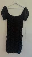 Stradivarius Kleid Düsseldorf - Rath Vorschau
