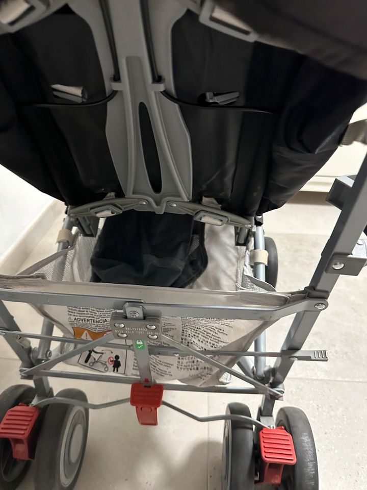 MacLaren Buggy schwarz mit viel Zubehör in Dortmund