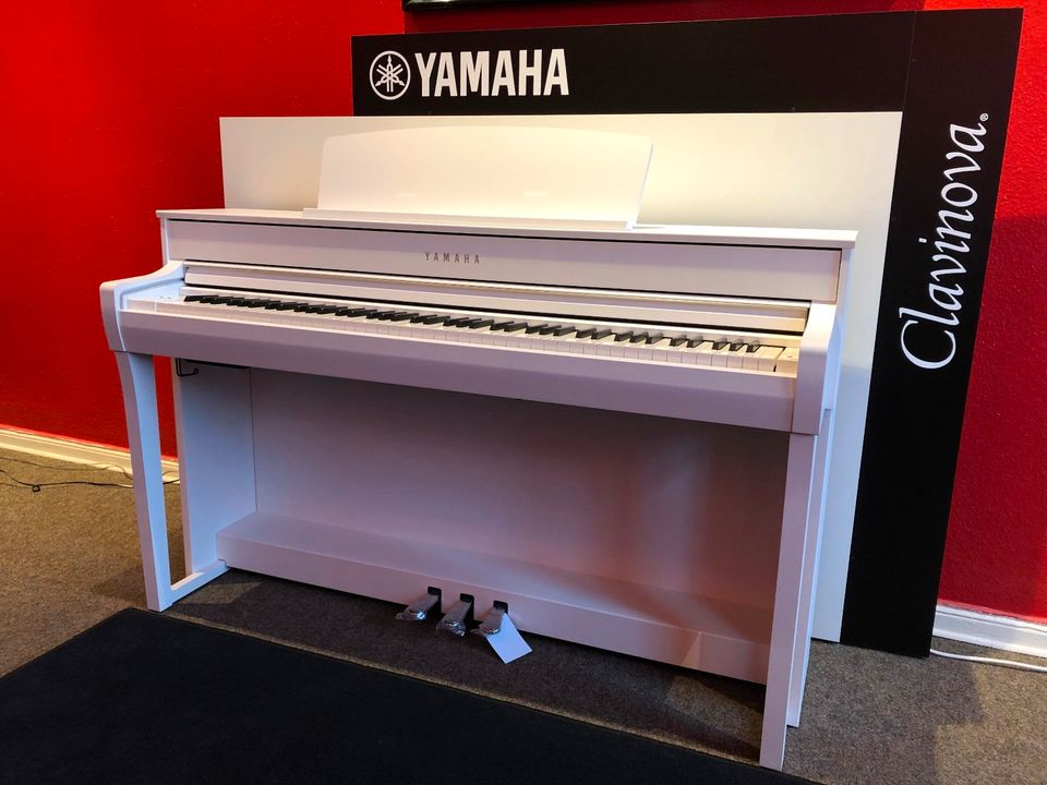 Yamaha-Klavier Modell B1 in schwarz poliert bei uns vergleichen in Verden