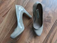 Tamaris Lack-Pumps beige/taupe 39 (eher 38,5) Bayern - Feuchtwangen Vorschau