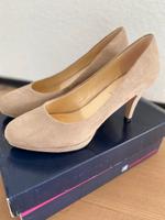 Buffalo Pumps Plateau Leder 38 neuwertig Schleswig-Holstein - Horst (Holstein) Vorschau
