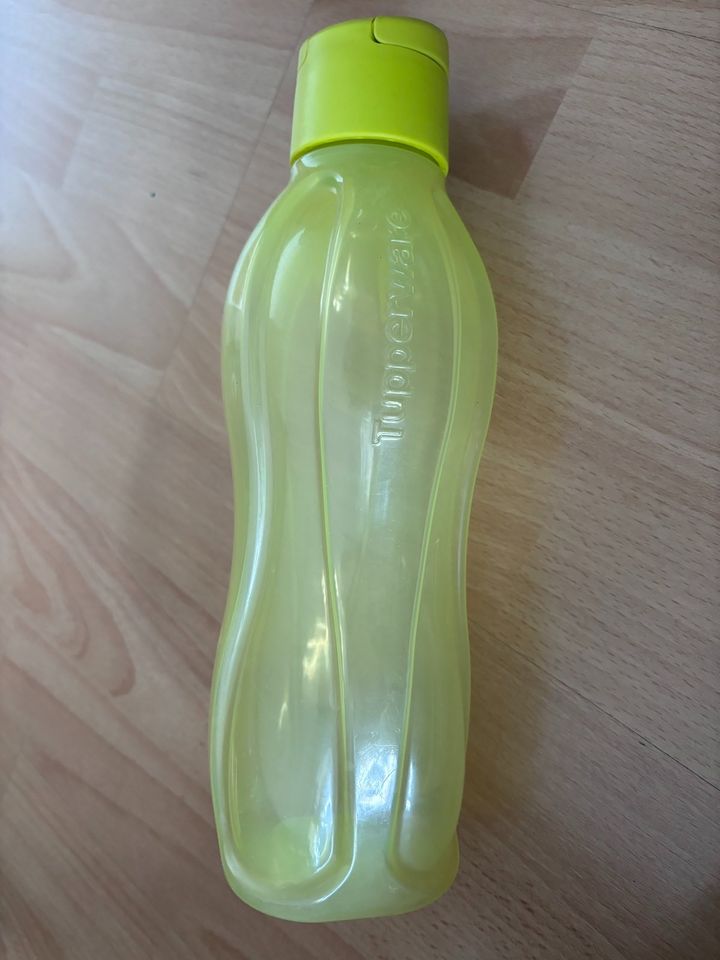 2x Eco Tupperware Trinkflasche in Leverkusen