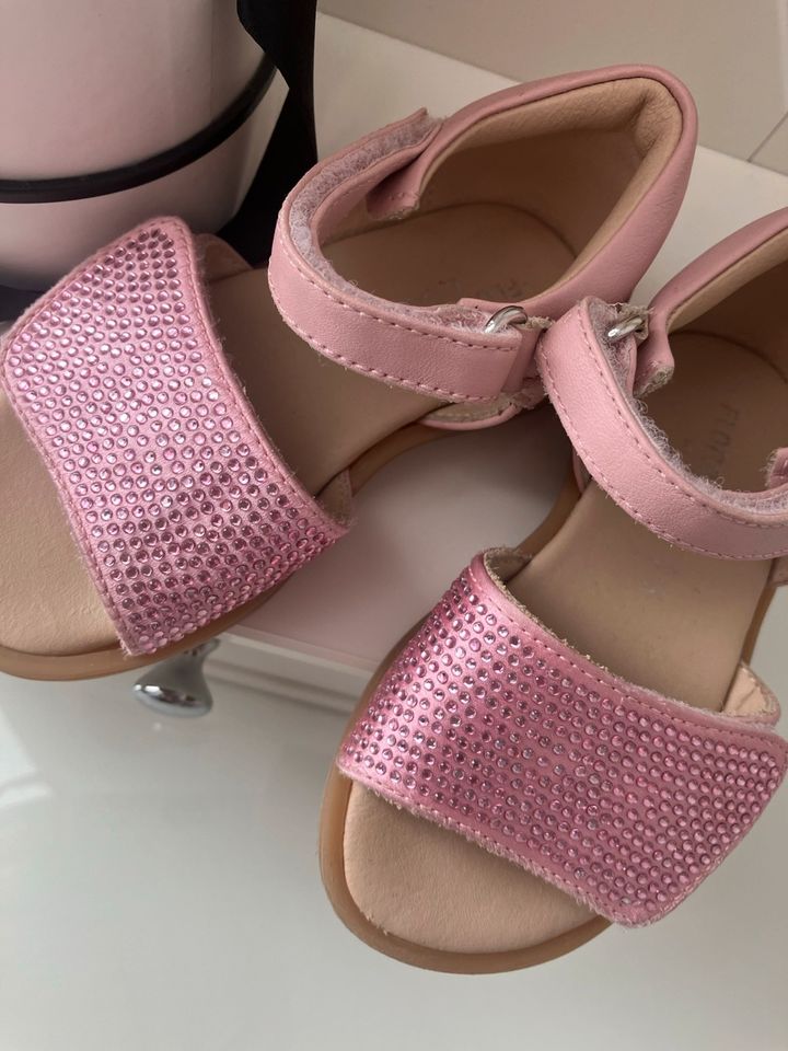 Florens le piccole wNeu Rosa Sommer Leder Sandalen Strass 23 in Pattensen