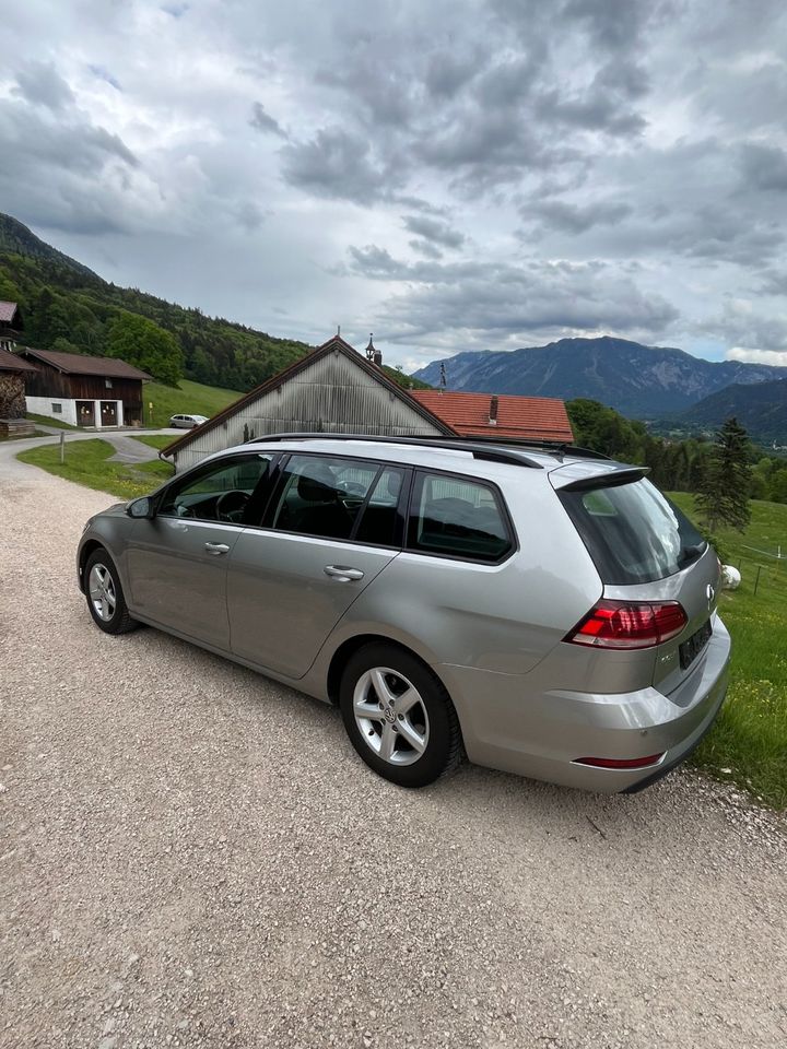 VW Golf Kombi in Bad Reichenhall