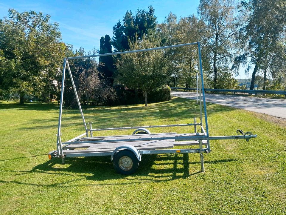 Anhänger Werbeanhänger Jägerstand Fahrgestell Autoanhänger in Bockhorn