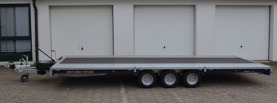 Großer Trailer Autotrailer Anhänger Plattform mieten leihen in Hamburg