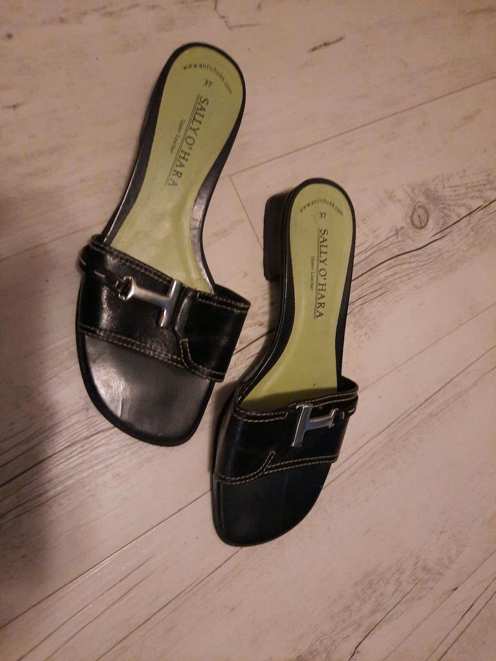 Sally O'Hara Pantoletten Sommer Schuhe Gr. 37 schwarz in Ahorn b. Coburg