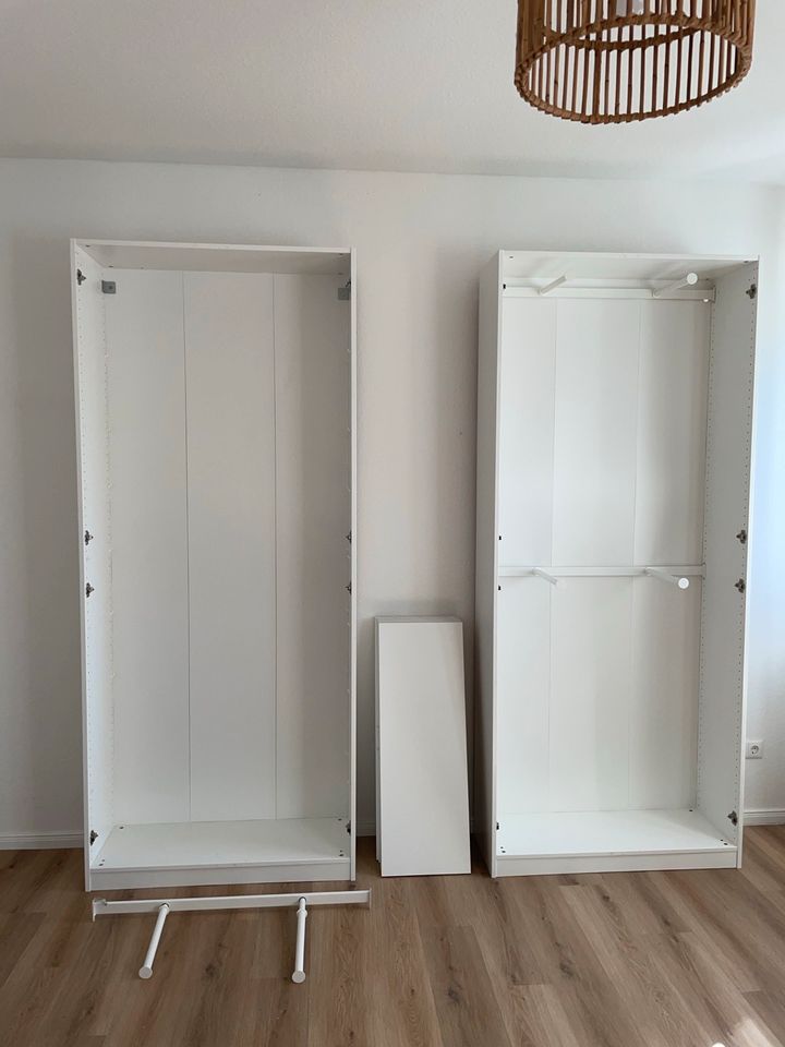 Ikea Pax Korpus Komplement Weiß 35 100 236 in Hameln