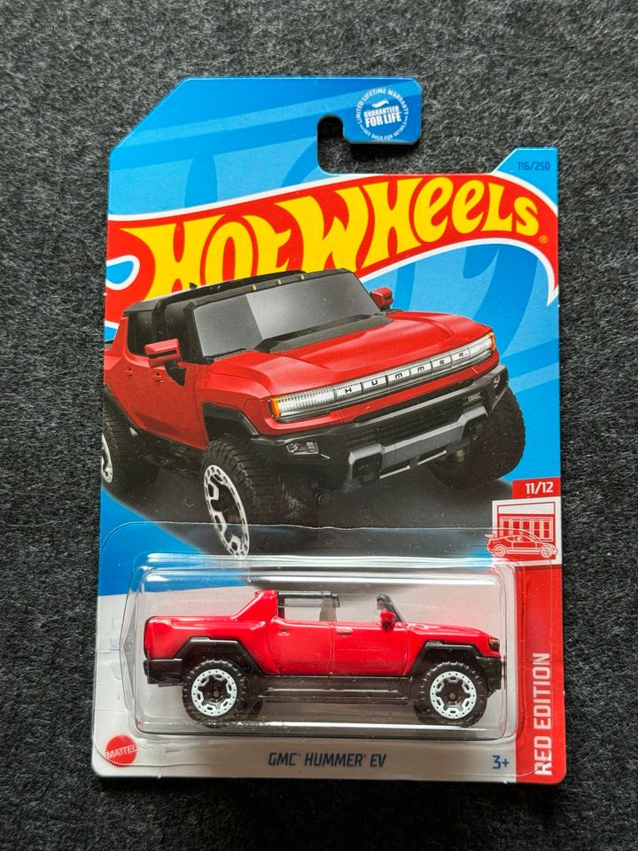 Hot Wheels - Red Edition US Target Exclusive Modelle in Meißen