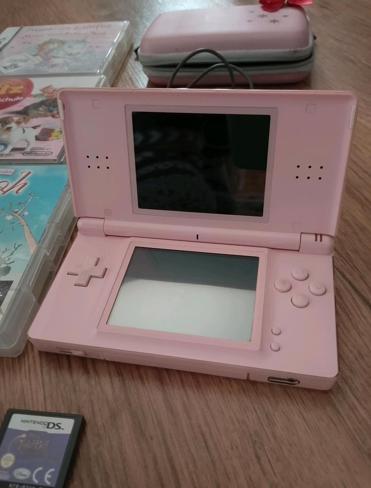 3 Sets Nintendo DS Lite mit Spiele weiß rosa schwarz in Schwelm