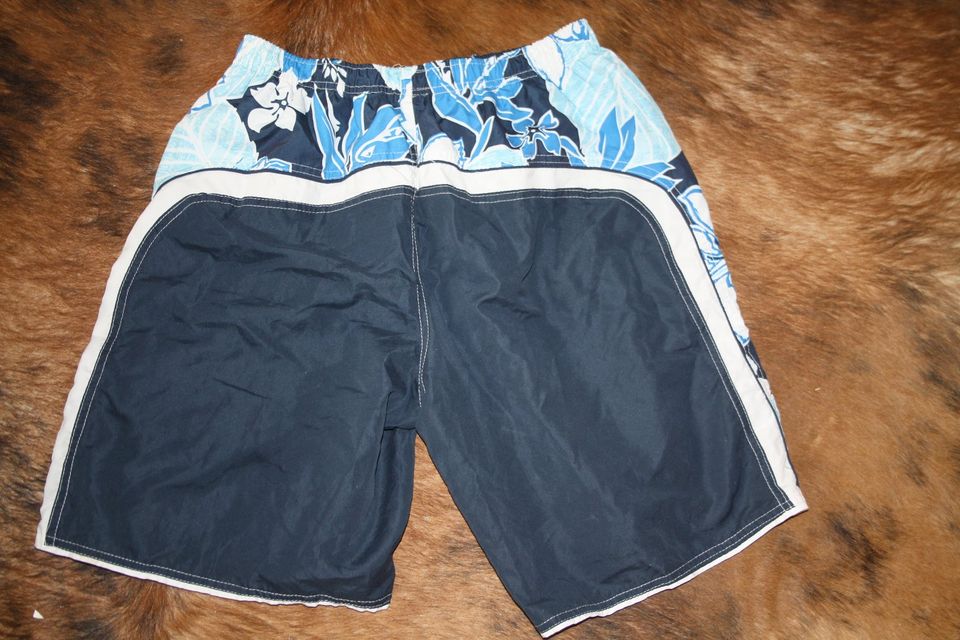 Badehose Badeshorts Gr. XL OCEANO --sehr gut erhalten-- in Rositz