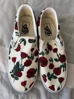 VANS Red Roses Classic Slip-on neu 38.5 limited Berlin - Lichterfelde Vorschau