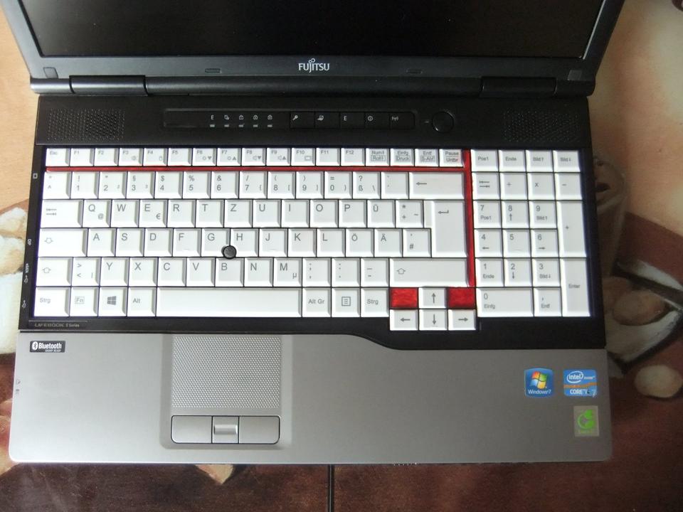 Fujitsu Lifebook E782 Intel Core i7 Win 10 16GB Ram 256 GB SSD in Wittmar