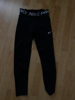 Nike Leggings GR M Sachsen - Ostrau Vorschau