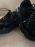 Balenciaga triple s 37 NEU Hessen - Oberursel (Taunus) Vorschau