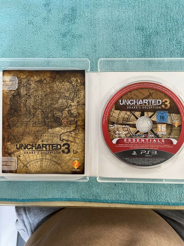 PS3 Uncharted 3 Drake‘s Deception Essential in Schlangen