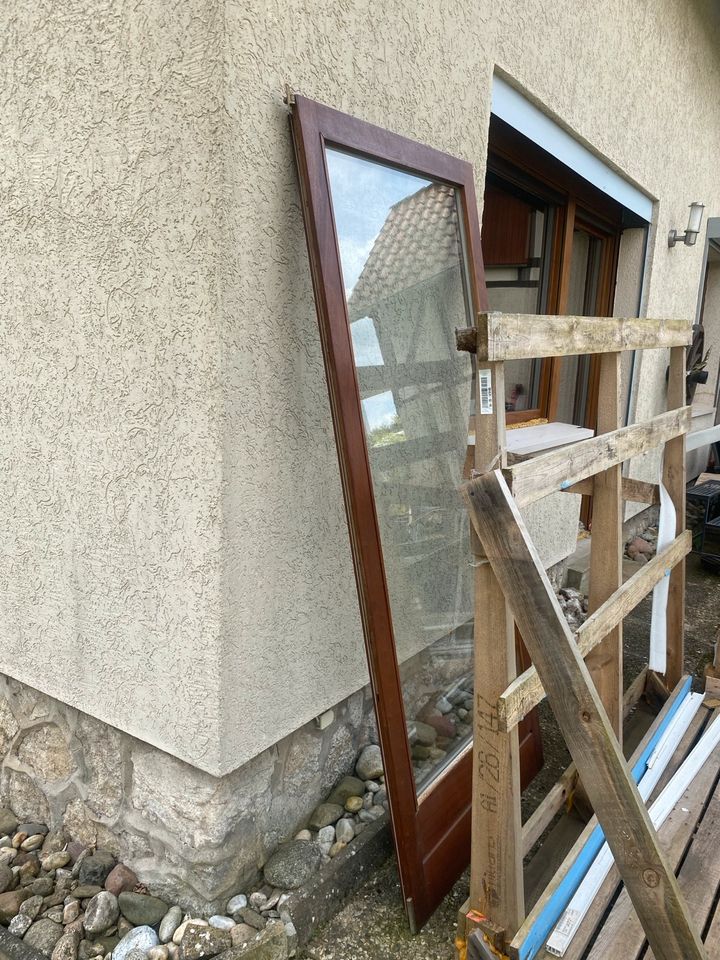 Fenster doppelt verglast in verschieden Größen. Kirschholzrahmen in Hildesheim