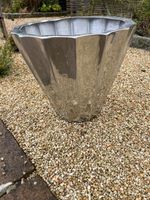 2 Übertöpfe Metall silber H 40cm D 46/24cm hochwertig Outdoor Nordrhein-Westfalen - Halle (Westfalen) Vorschau