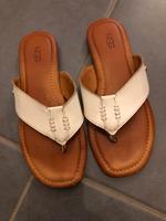 UGG Zehntrenner Flip Flop weiß Leder 37 Sandalen Bayern - Bruckmühl Vorschau
