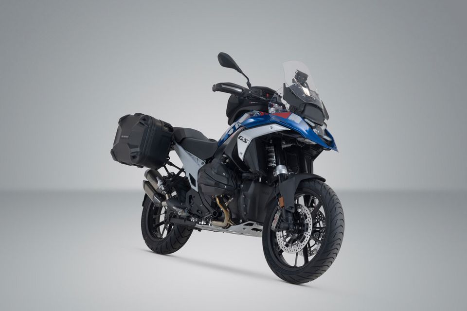 DUSC Hartschalenkoffer-System. Schwarz. 33/33 l. BMW R 1300 GS in Ludwigsau