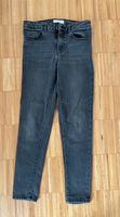 ZARA Jeans Gr.152 schwarz Anthrazit Bayern - Freising Vorschau