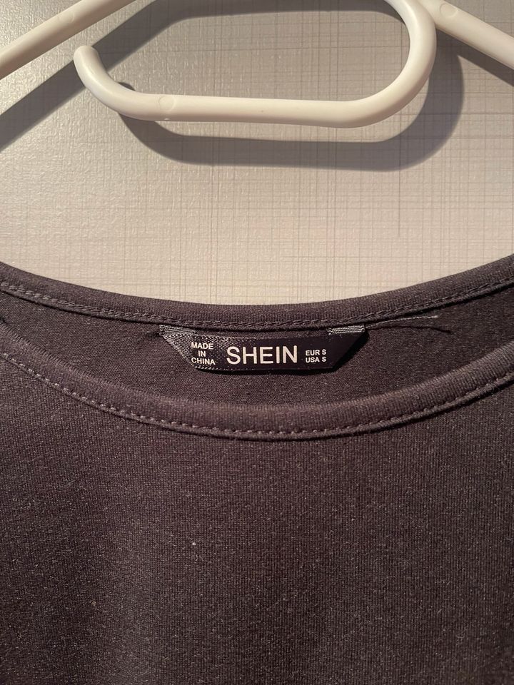 2x SHEIN T-Shirt in Größe S für Damen in Duisburg