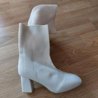 cremeweiße Neue Stiefeletten Gr.38 Bayern - Alzenau Vorschau