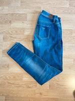 Guess Ripped Jeans Größe XS Düsseldorf - Bilk Vorschau
