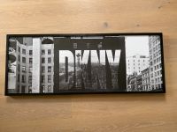 tolles Wandbild mit DKNY schwarz-weiß Druck ca. 124x48 cm Sachsen - Neugersdorf Vorschau