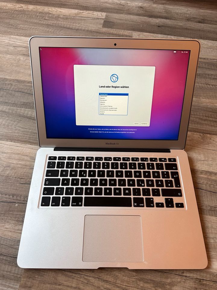 Apple MacBook Air 2015 Laptop Notebook 512GB SSD, 8GB RAM in Dresden