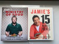 2 Kochbücher von Jamie Oliver - Englisch Baden-Württemberg - Keltern Vorschau