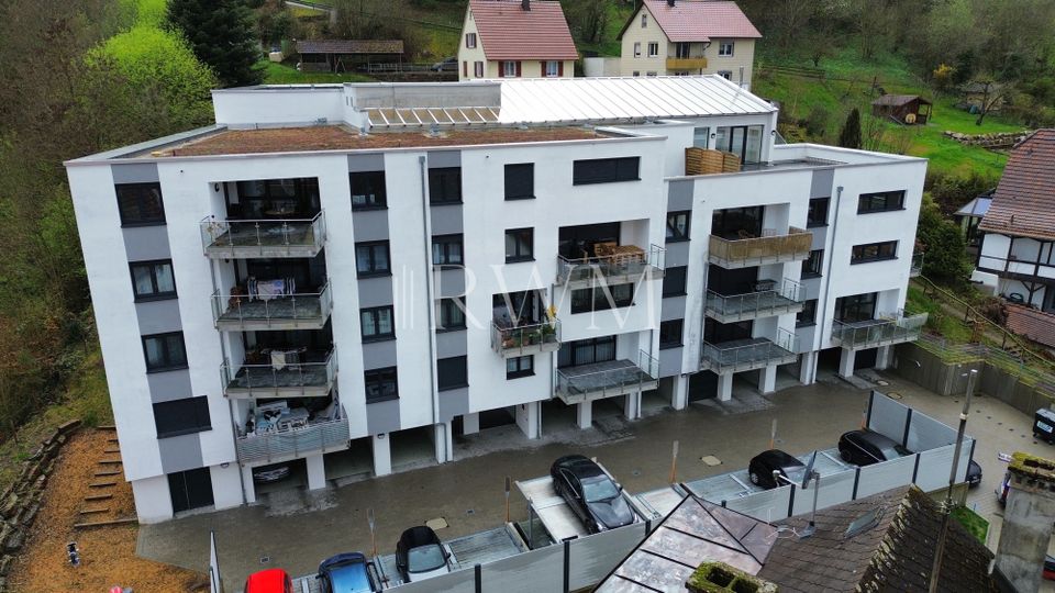 Hochwertige 2-Zimmer-Neubauwohnung mit Balkon und Garage in bester Lage von Altensteig in Altensteig